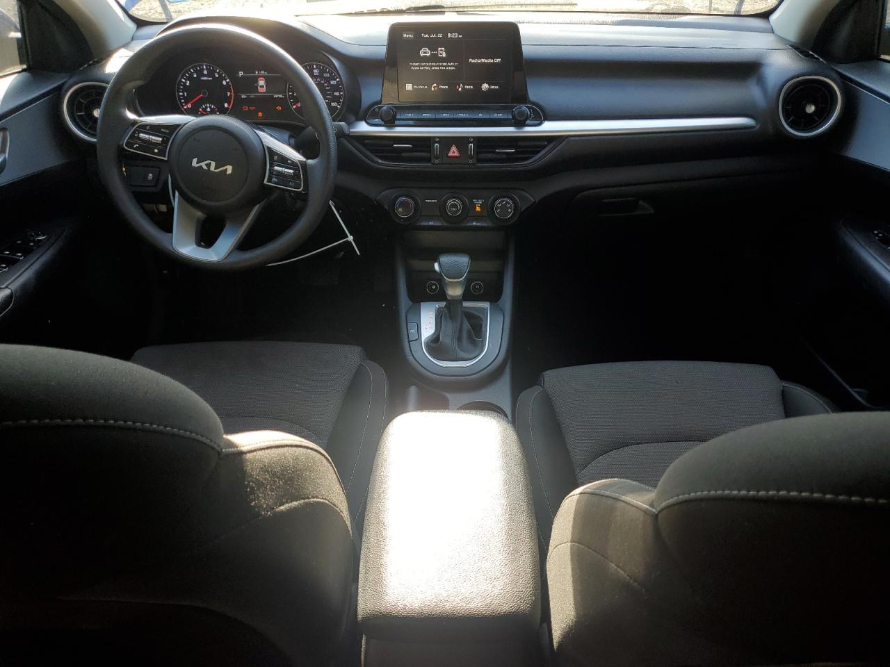 2023 Kia Forte Lx VIN: 3KPF24AD3PE525892 Lot: 65577335