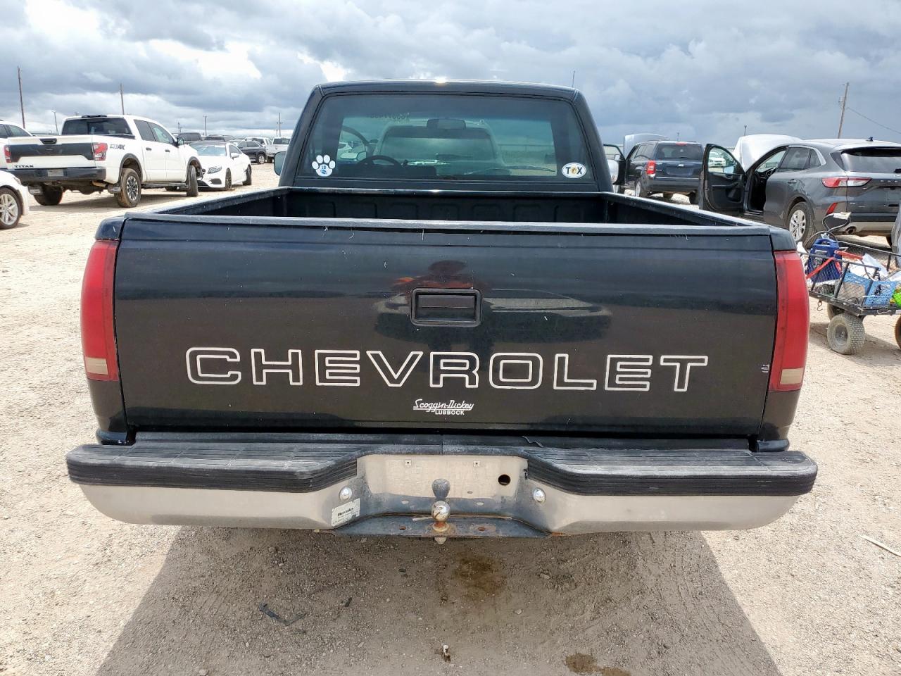 1992 Chevrolet Gmt-400 C1500 VIN: 1GCDC14ZXNZ214827 Lot: 63377495