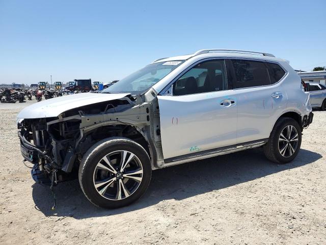  NISSAN ROGUE 2017 Srebrny