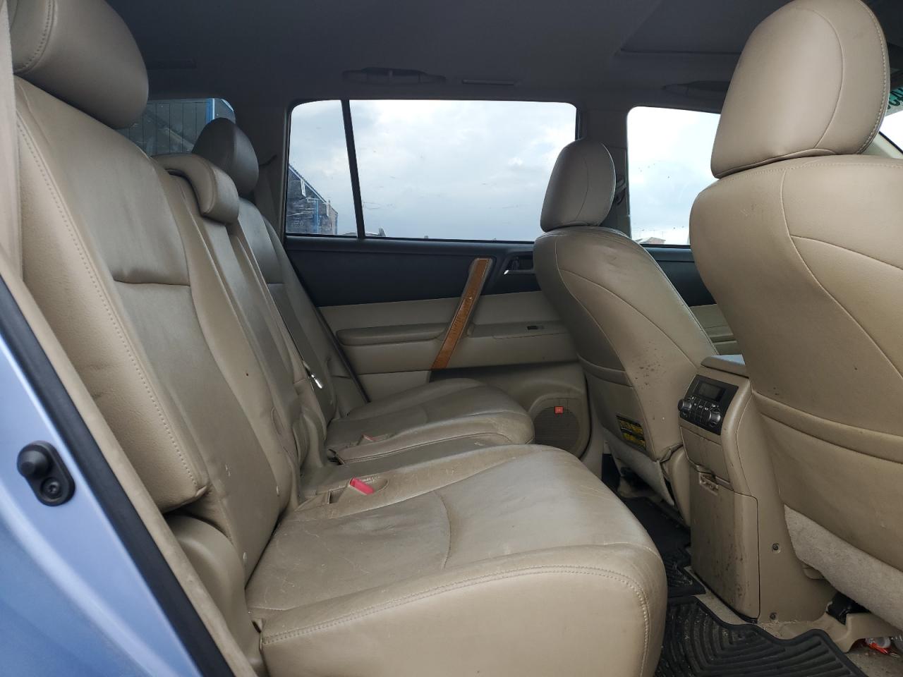 2010 Toyota Highlander Hybrid Limited VIN: JTEJW3EH6A2041382 Lot: 65462435