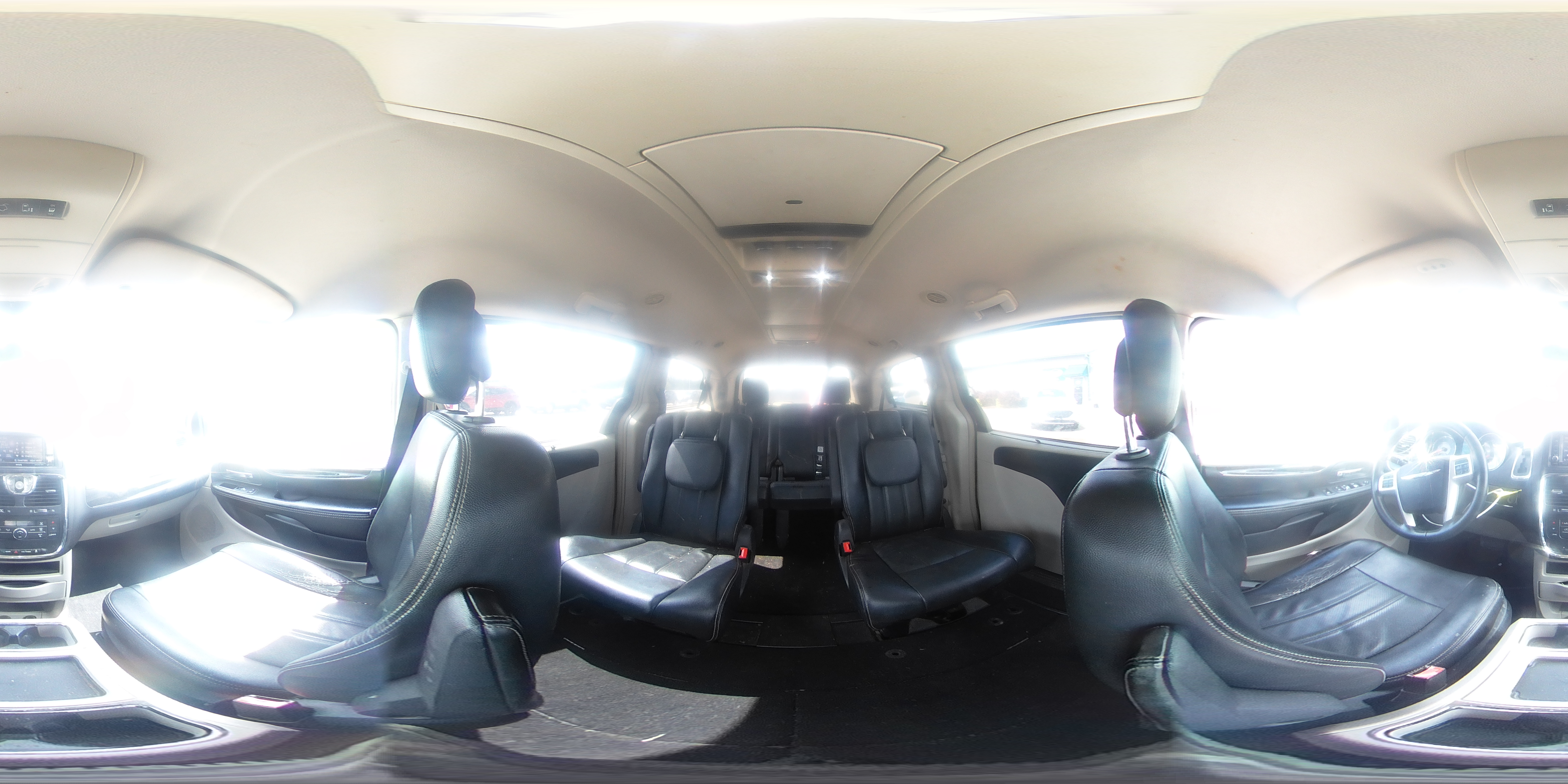 2015 Chrysler Town & Country Touring L VIN: 2C4RC1CG0FR601078 Lot: 63762595