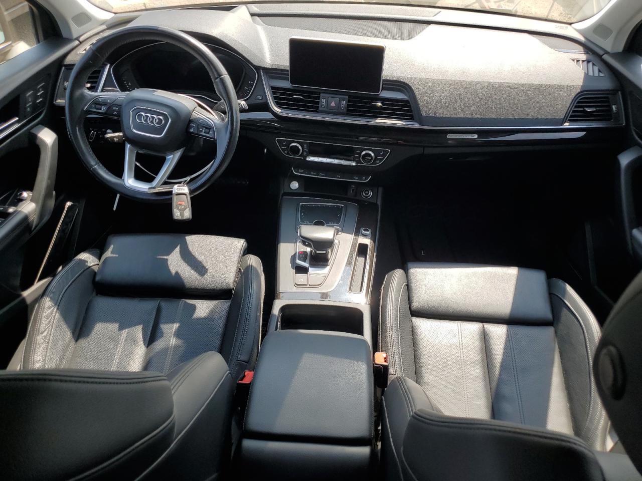 wa1cnafy4j2208190 WA1CNAFY4J2208190 2018 Audi Q5 Prestige