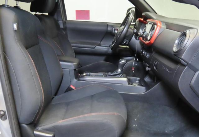 Pickups TOYOTA TACOMA 2016 Żółty