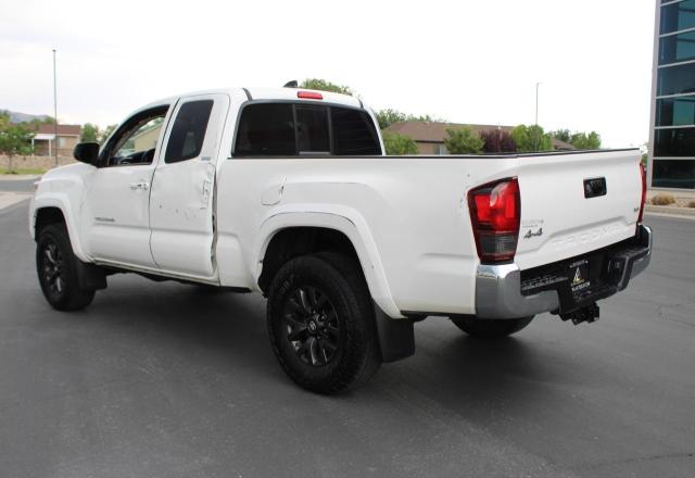  TOYOTA TACOMA 2021 Biały