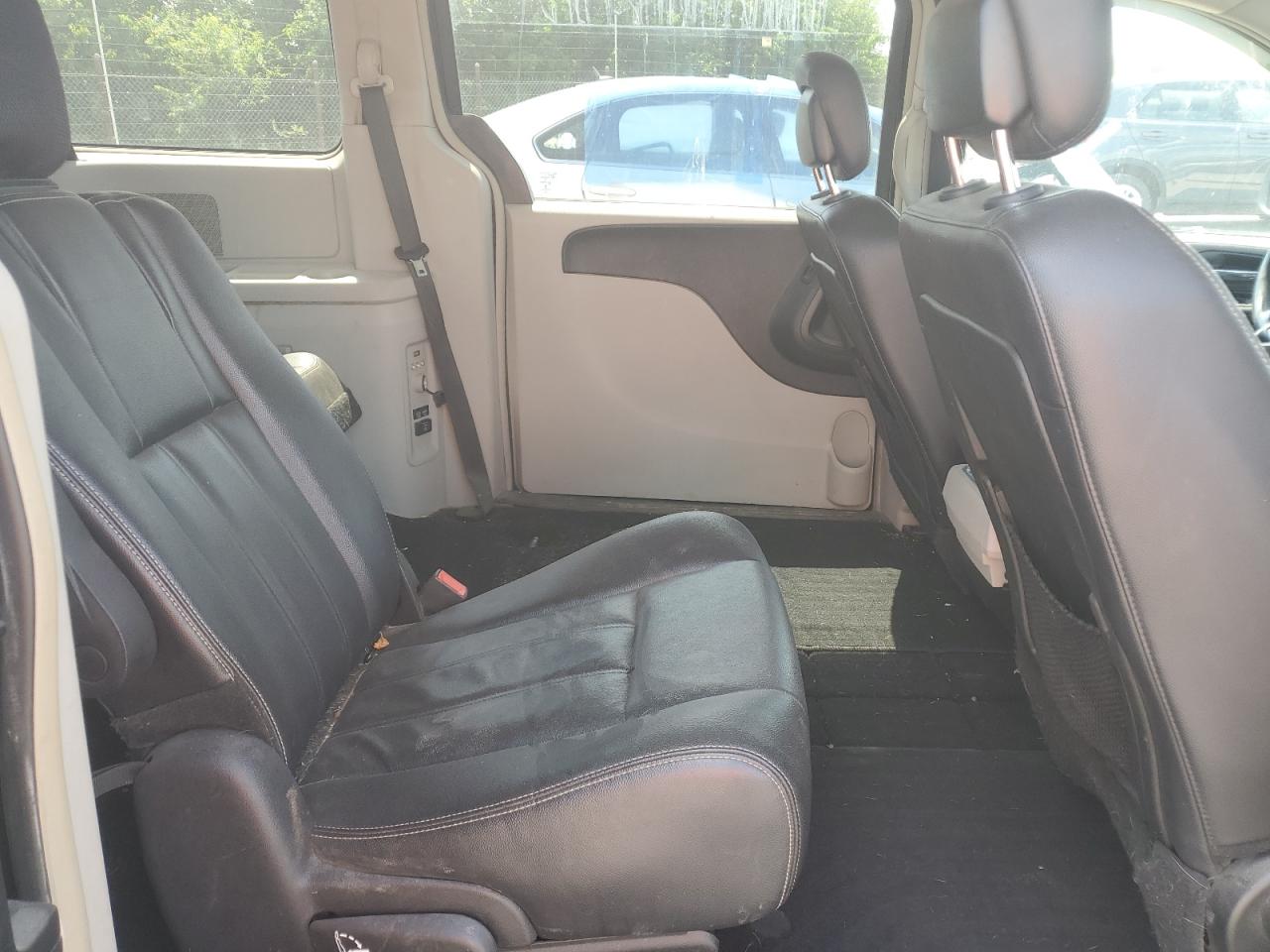 2014 Chrysler Town & Country Touring VIN: 2C4RC1BGXER219432 Lot: 64334595