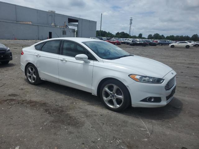 Sedans FORD FUSION 2015 Biały