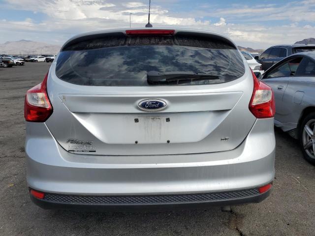  FORD FOCUS 2012 Srebrny
