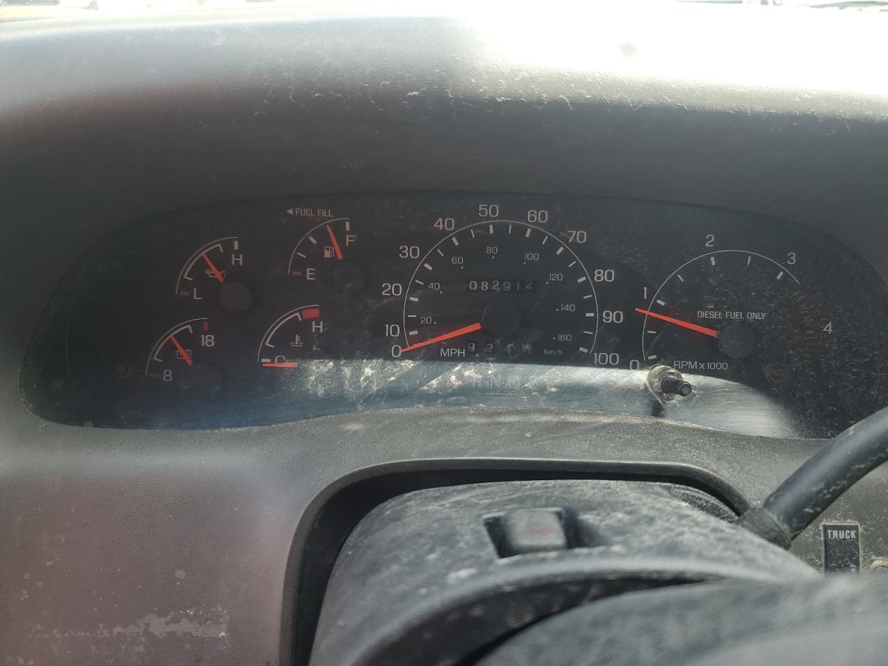 2000 Ford F450 Super Duty VIN: 3FDXF47F5YMA22031 Lot: 62984695