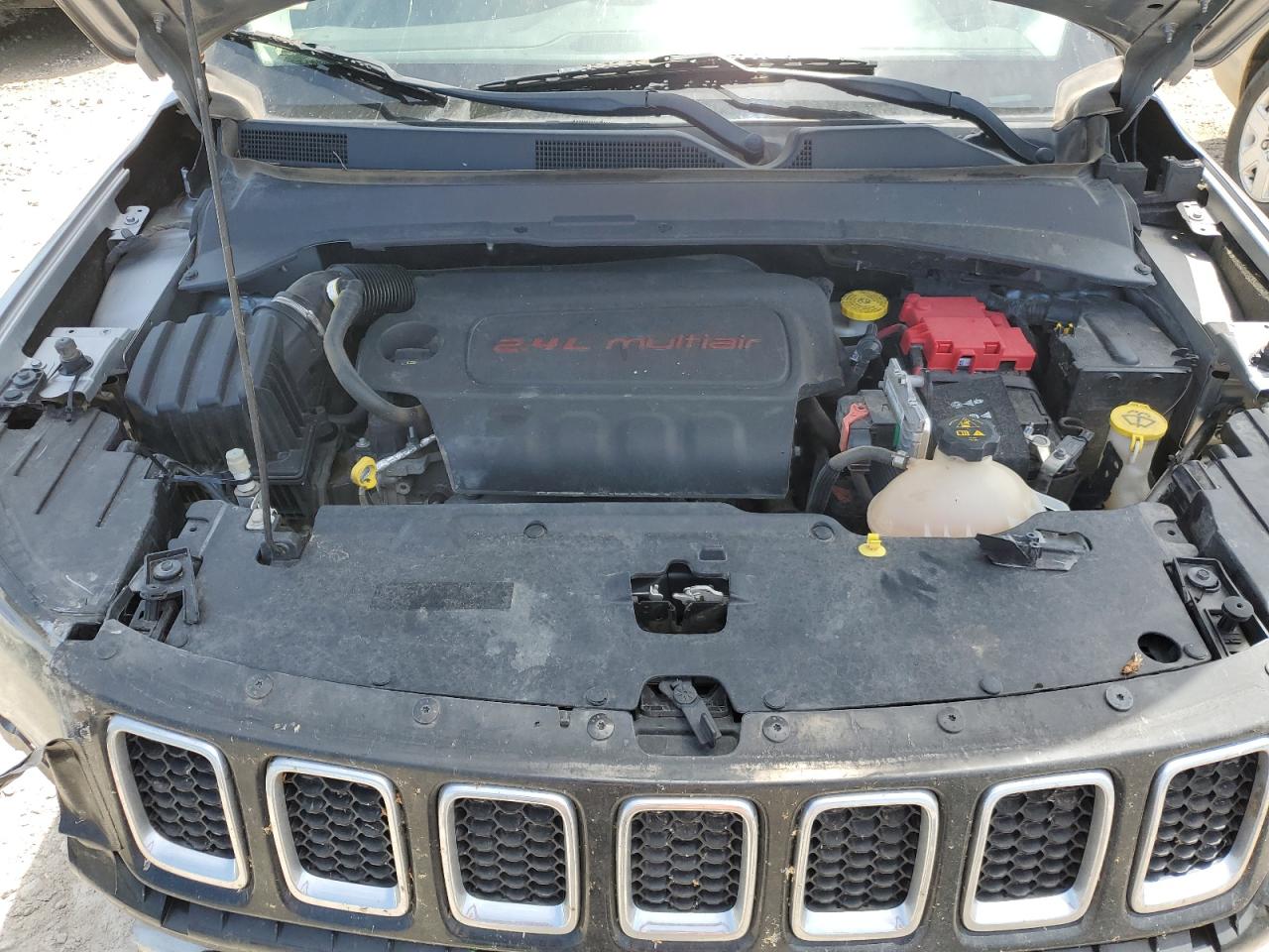 2019 Jeep Compass Sport VIN: 3C4NJCAB7KT686256 Lot: 64964315