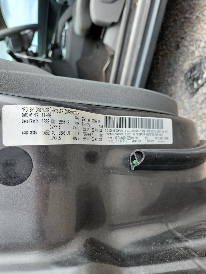2007 Jeep Grand Cherokee Laredo VIN: 1J8HR48N17C565889 Lot: 63140765