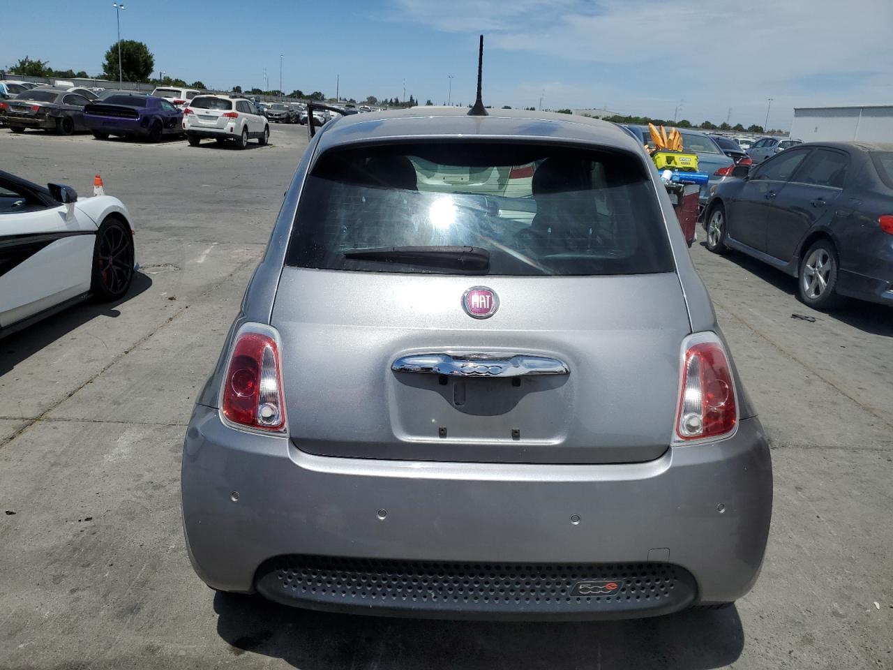 2017 Fiat 500 Electric VIN: 3C3CFFGEXHT547831 Lot: 63671345