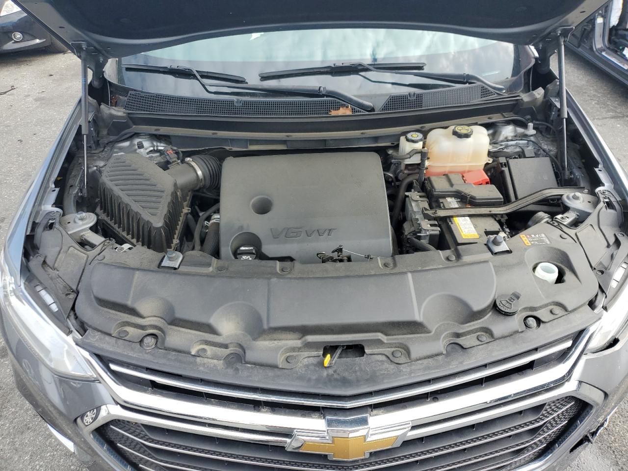 2018 Chevrolet Traverse Premier VIN: 1GNEVJKW0JJ169890 Lot: 65314685