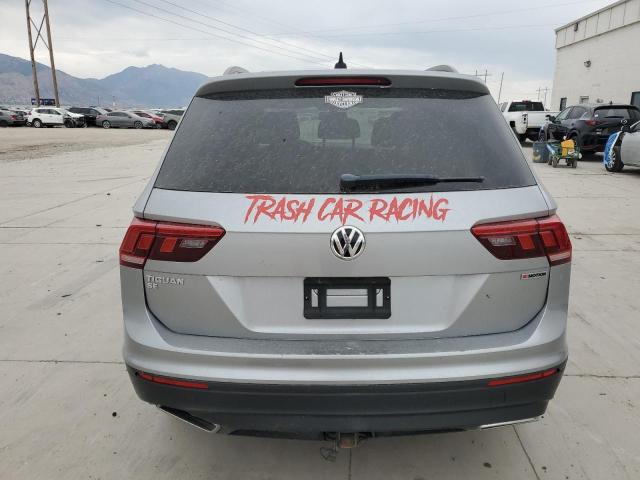  VOLKSWAGEN TIGUAN 2019 Серебристый