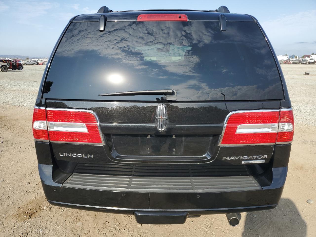 2011 Lincoln Navigator VIN: 5LMJJ2H56BEJ05251 Lot: 65182505