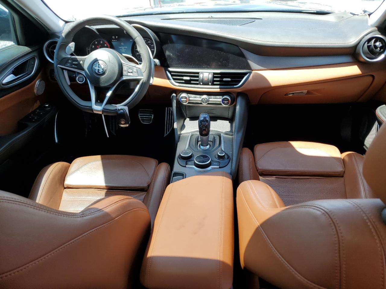 zarfaeen3j7588919 ZARFAEEN3J7588919 2018 Alfa Romeo Giulia Ti Q4