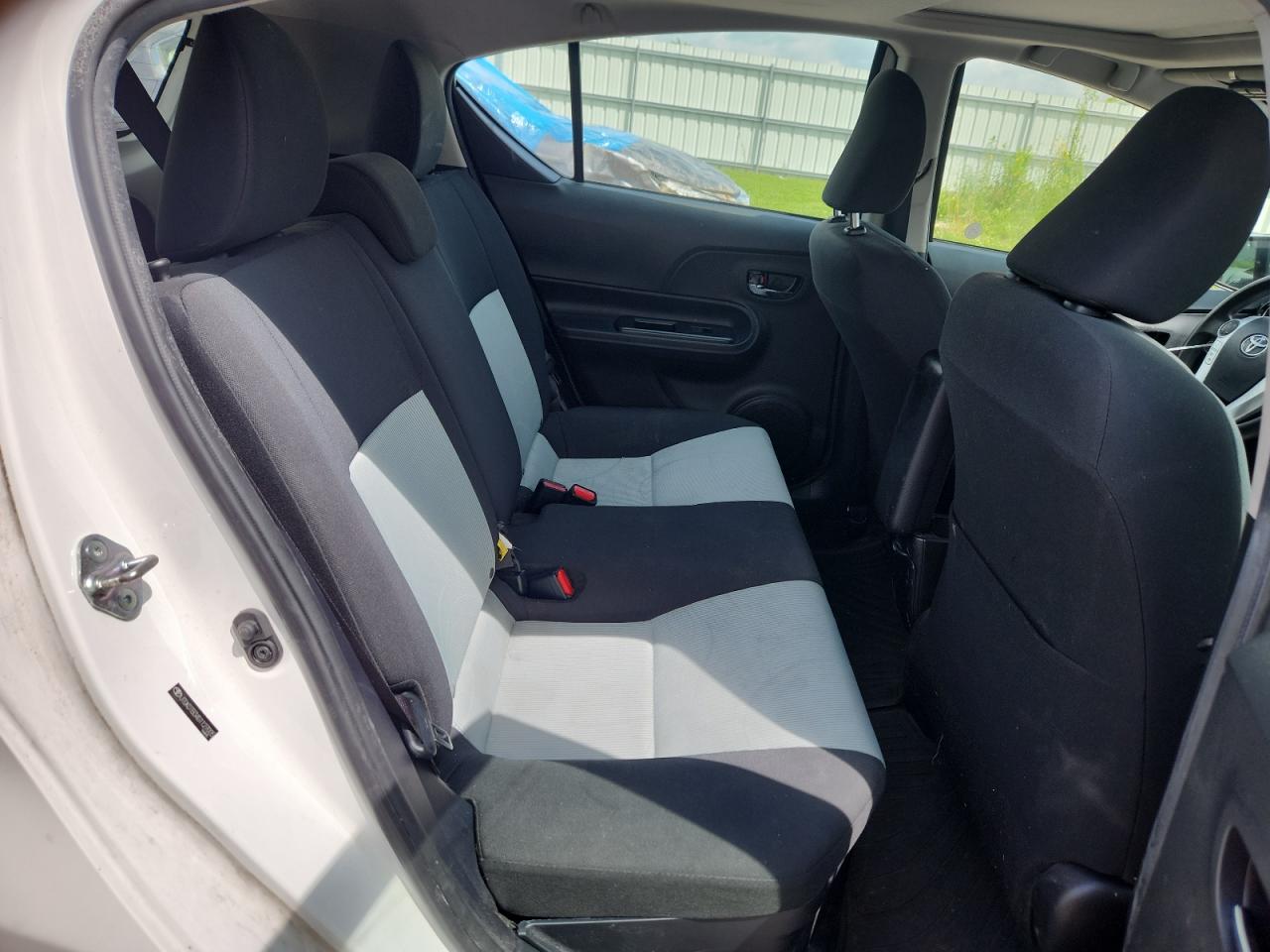 2016 Toyota Prius C VIN: JTDKDTB34G1127005 Lot: 64934495
