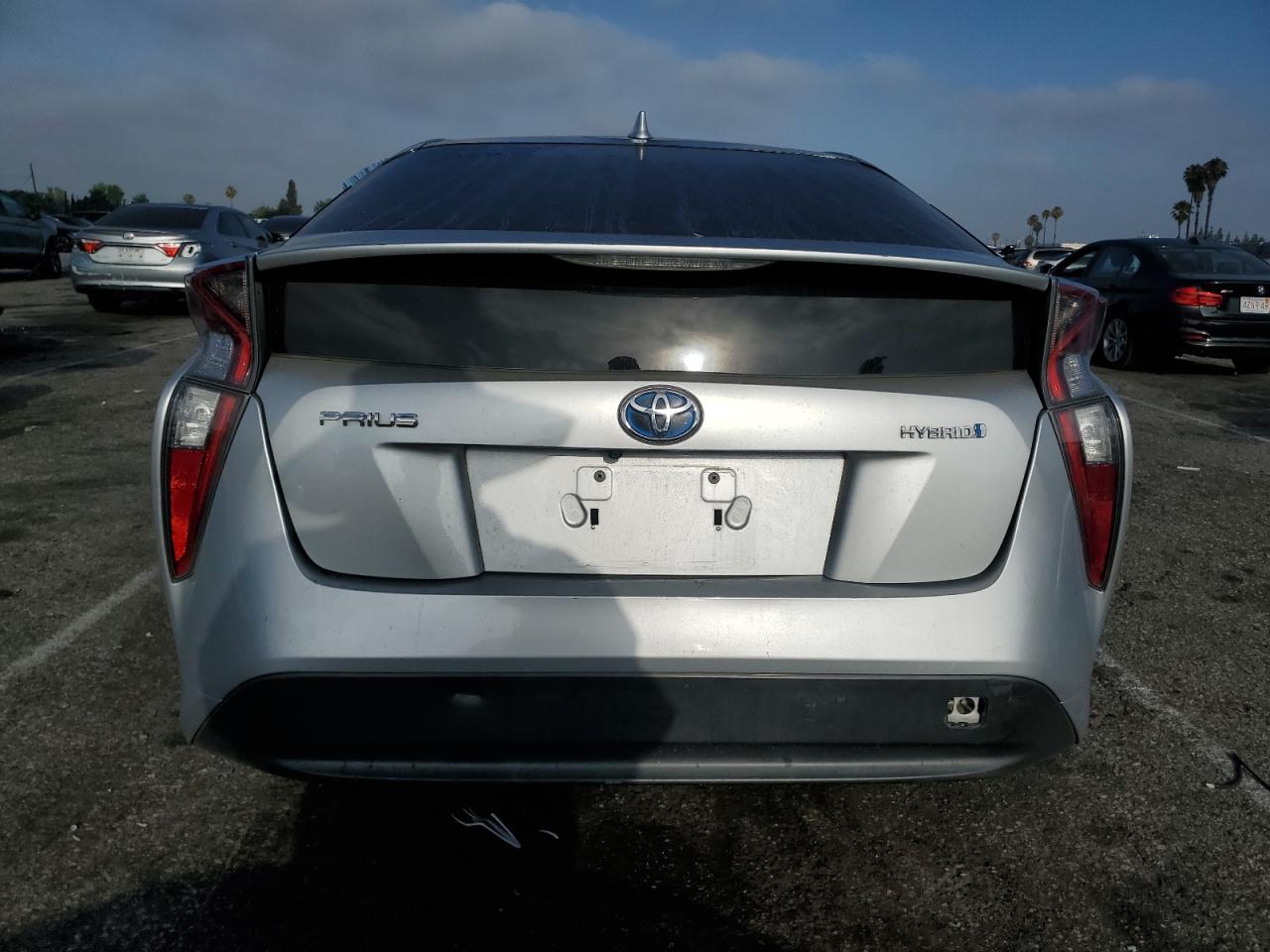 2018 Toyota Prius VIN: JTDKBRFU8J3071755 Lot: 62422305