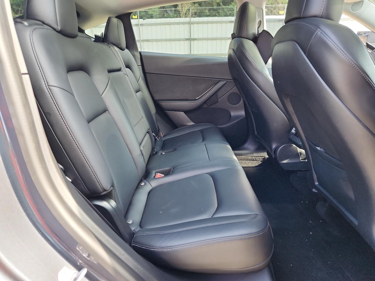 2021 Tesla Model Y VIN: 5YJYGDEE3MF064910 Lot: 64265745