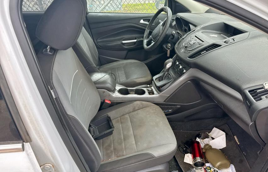 Parquets FORD ESCAPE 2015 Biały