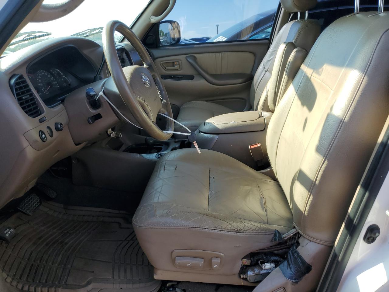 2003 Toyota Sequoia Limited VIN: 5TDBT48A53S186074 Lot: 64109225