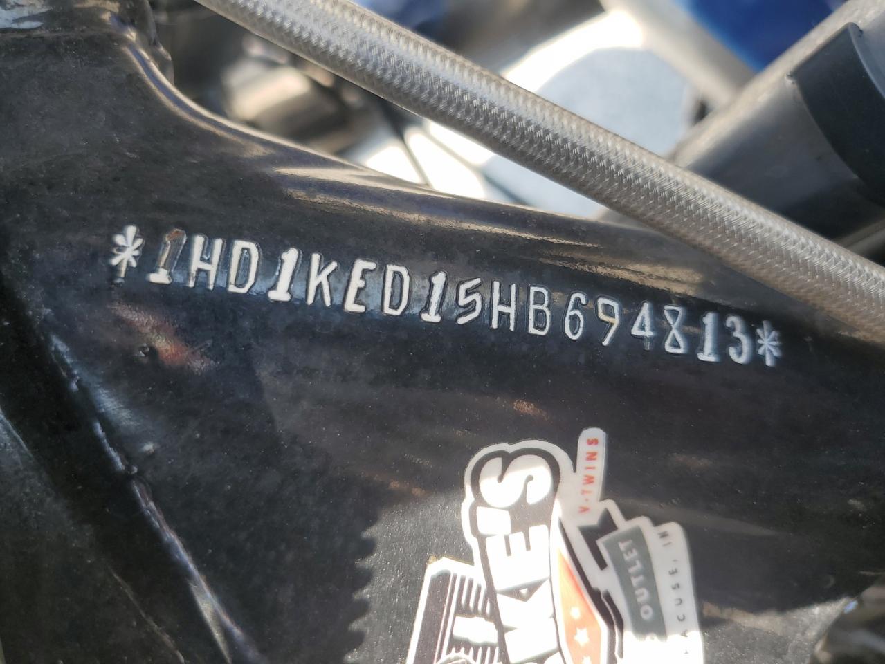 2017 Harley-Davidson Flhtk Ultra Limited VIN: 1HD1KED15HB694813 Lot: 63809305