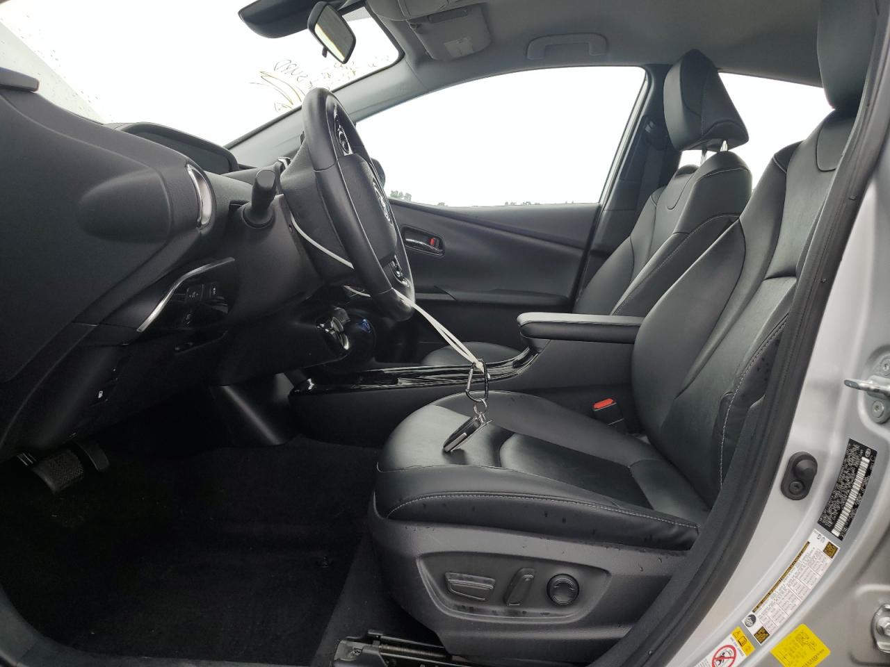 2020 Toyota Prius Prime Le VIN: JTDKARFP8L3129203 Lot: 63731475