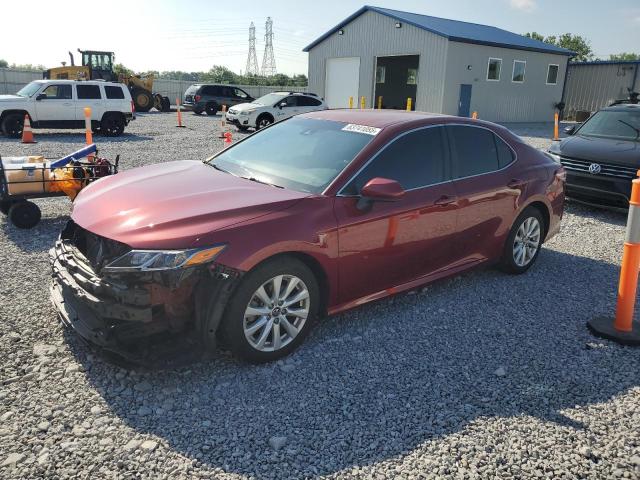  TOYOTA CAMRY 2018 Czerwony