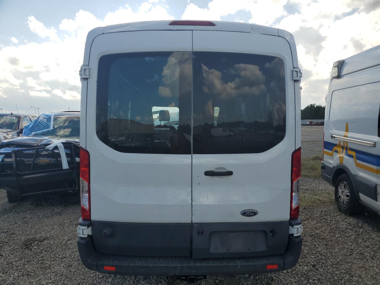 2016 Ford Transit T-250 VIN: 1FTYR2CM3GKB09537 Lot: 62279665