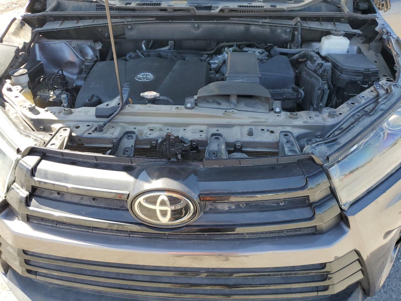 2019 Toyota Highlander Se VIN: 5TDKZRFH0KS328986 Lot: 66949965