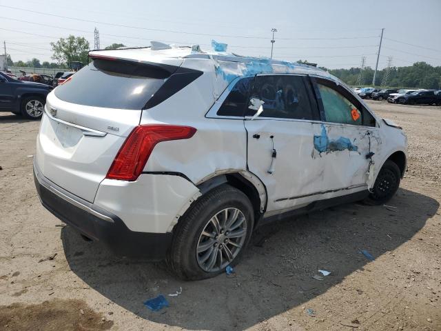 Паркетники CADILLAC XT5 2017 Белы