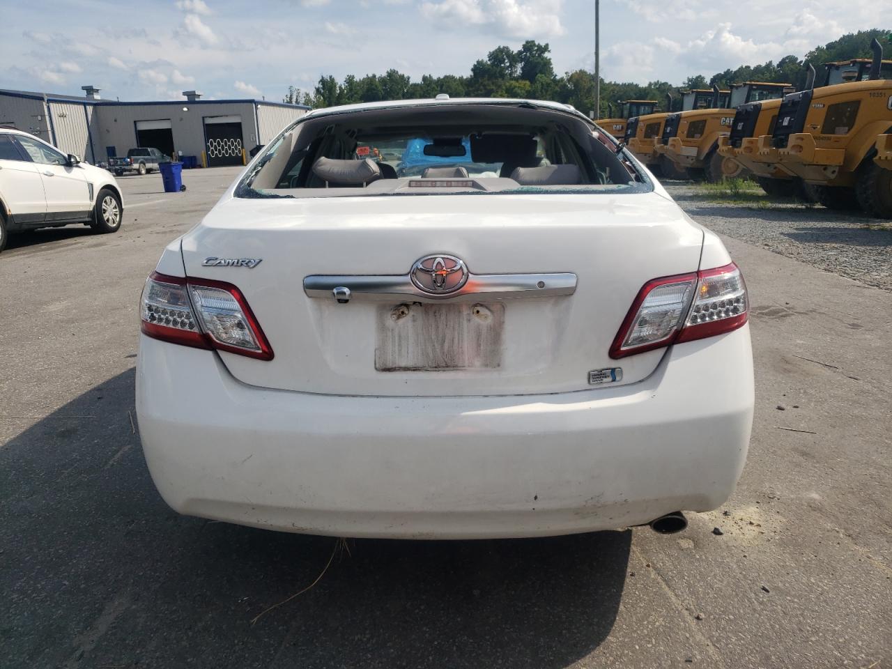 2010 Toyota Camry Hybrid VIN: 4T1BB3EK6AU117585 Lot: 65286855