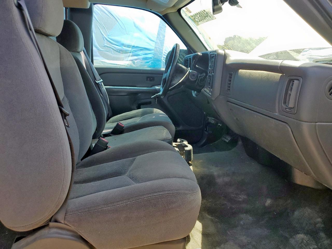 2005 GMC Sierra C2500 Heavy Duty VIN: 1GTHC292X5E198994 Lot: 64486325