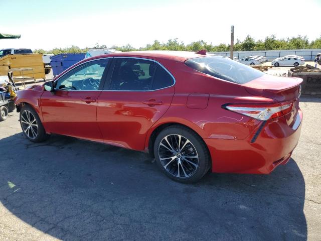  TOYOTA CAMRY 2020 Czerwony