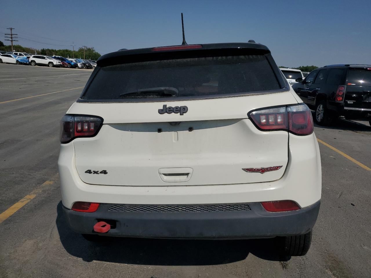3c4njddb7kt668972 3C4NJDDB7KT668972 2019 Jeep Compass Trailhawk