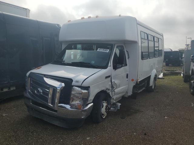 2021 Ford Econoline E450 Super Duty Cutaway Van