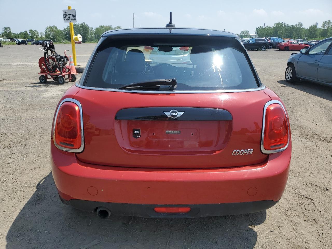 2017 Mini Cooper VIN: WMWXU1C52H2E19158 Lot: 63979815