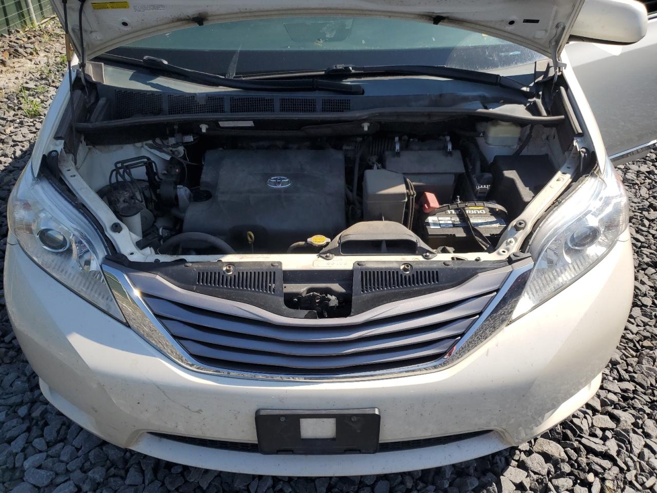 2015 Toyota Sienna Xle VIN: 5TDDK3DC2FS096172 Lot: 63043675
