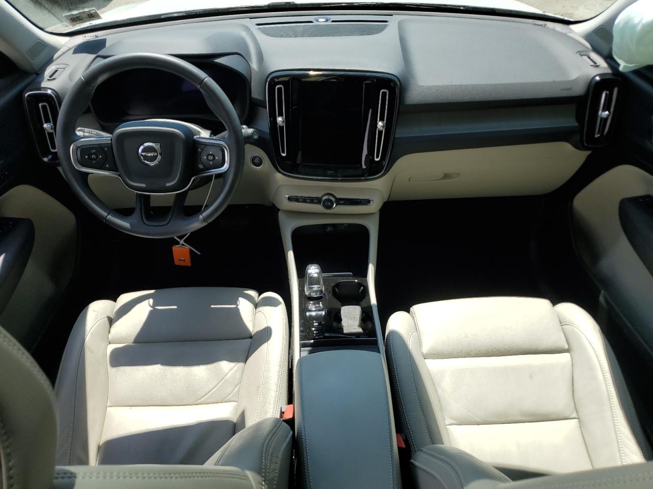 2024 Volvo Xc40 Plus VIN: YV4L12UE6R2214629 Lot: 63489015