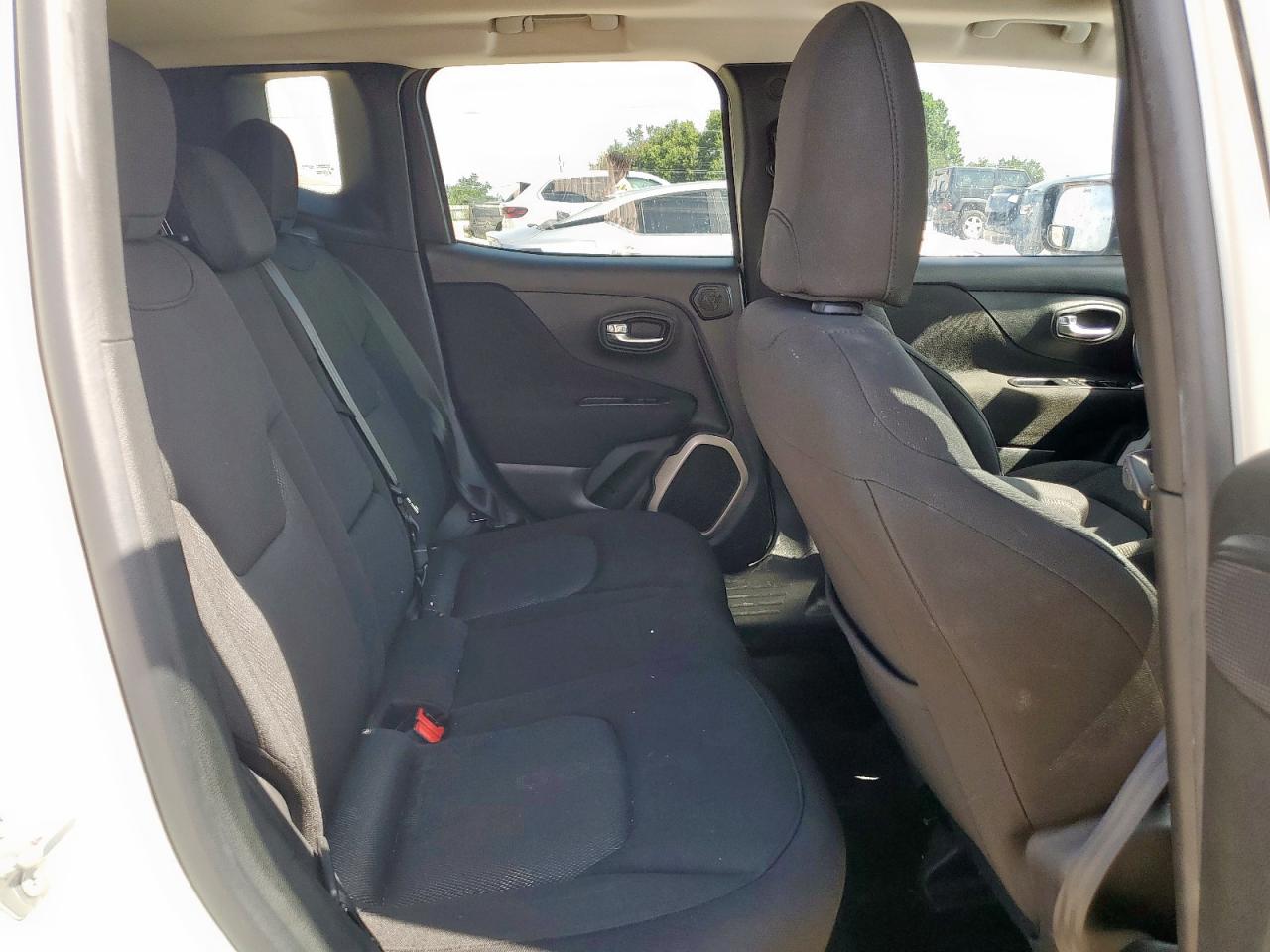 2015 Jeep Renegade Latitude VIN: ZACCJABT0FPB90893 Lot: 64754285