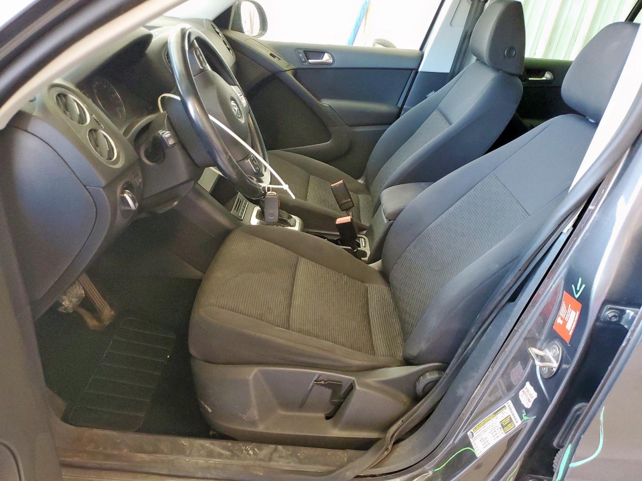 2015 Volkswagen Tiguan S VIN: WVGJV7AX1FW523362 Lot: 64430385