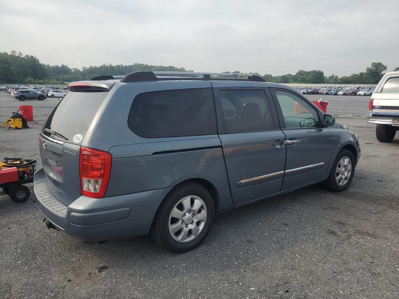 2007 Hyundai Entourage Gls VIN: KNDMC233076038653 Lot: 66976055