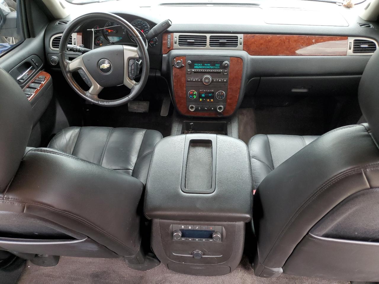 2011 Chevrolet Tahoe C1500 Lt VIN: 1GNSCBE01BR250390 Lot: 63694575