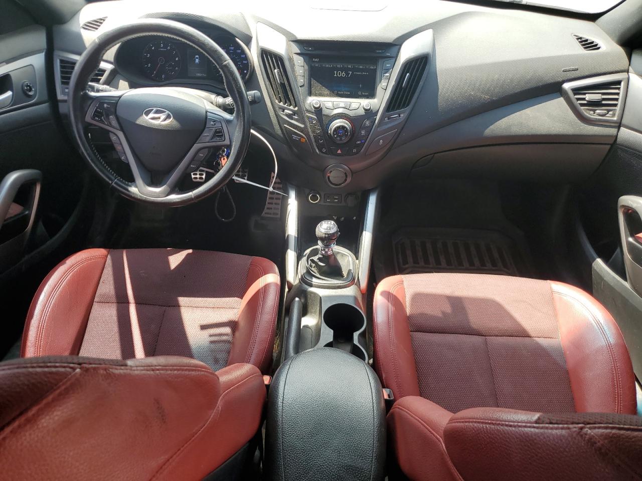 2016 Hyundai Veloster Turbo VIN: KMHTC6AE8GU284140 Lot: 62572705
