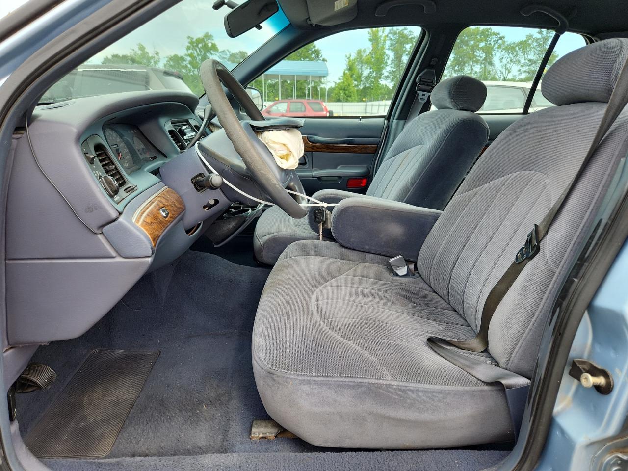 1999 Mercury Grand Marquis Gs VIN: 2MEFM74W9XX705797 Lot: 63277245