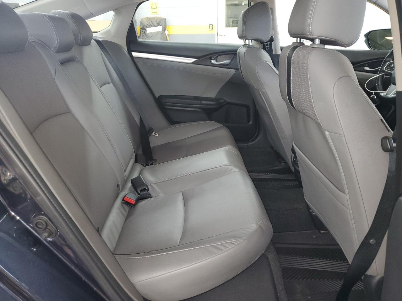 2018 Honda Civic Touring VIN: 2HGFC1F93JH644524 Lot: 64761265