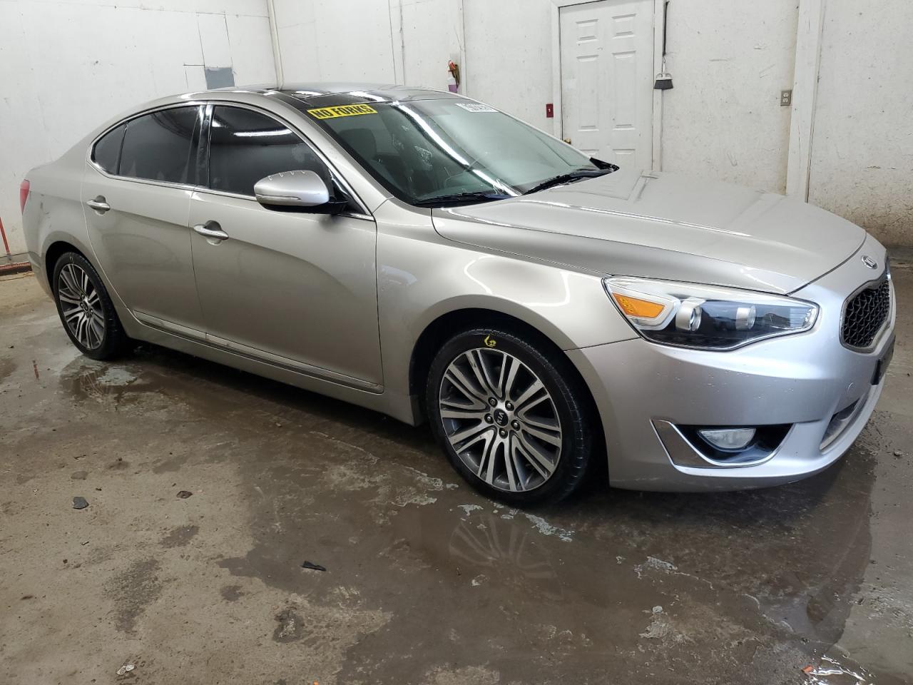 2014 Kia Cadenza Premium VIN: KNALN4D79E5125227 Lot: 63102905