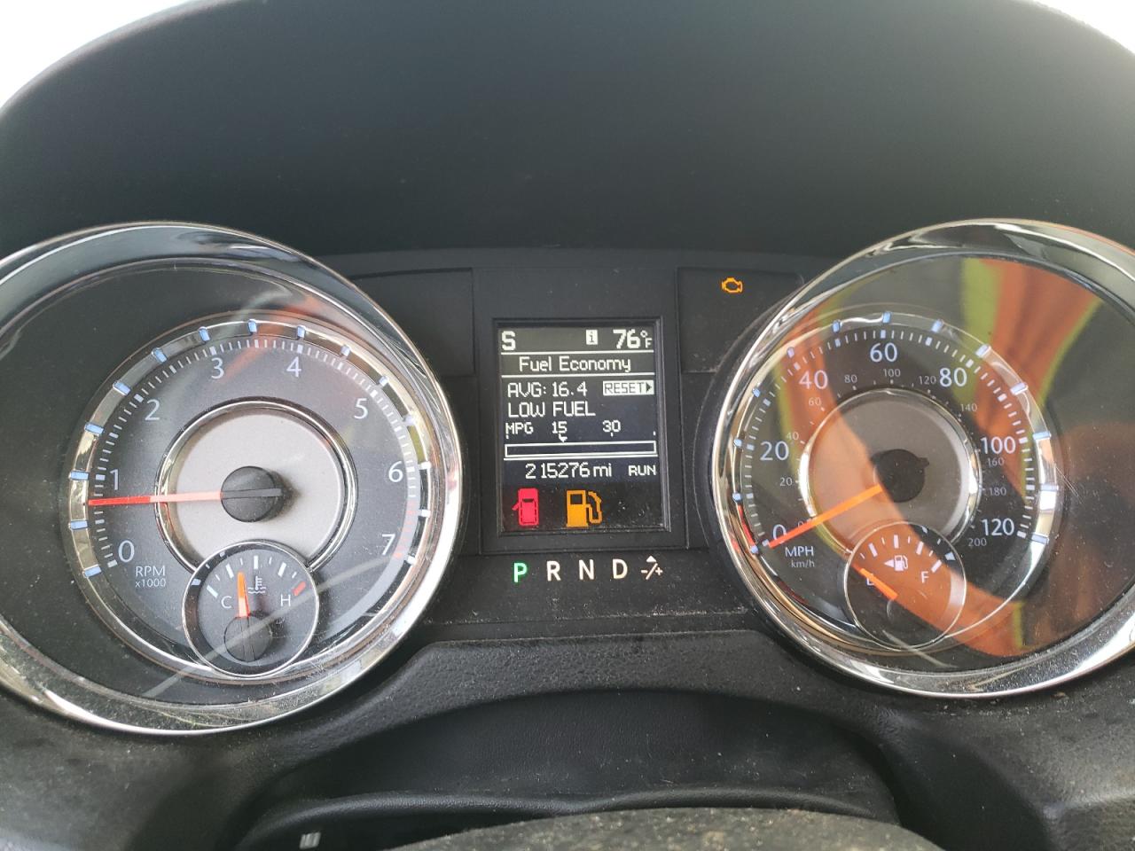 2011 Chrysler Town & Country Touring L VIN: 2A4RR8DG8BR782473 Lot: 65015925