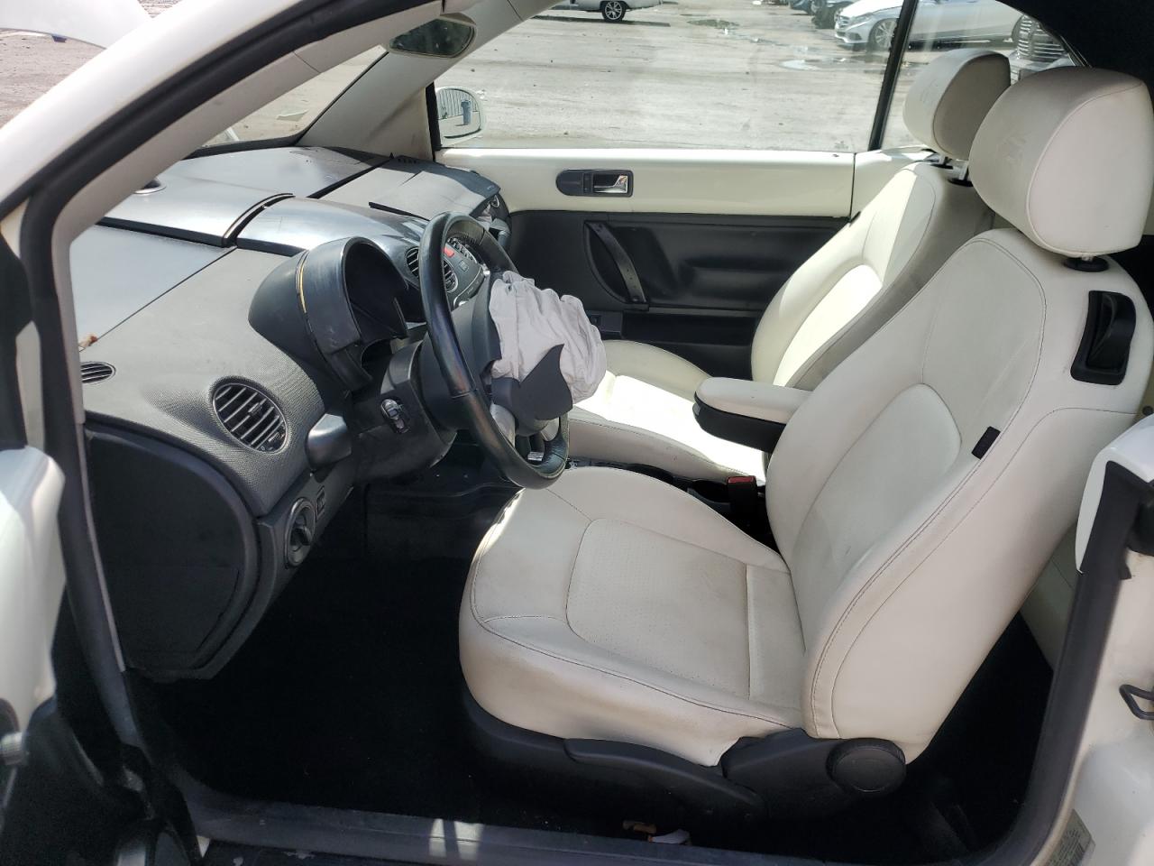 2007 Volkswagen New Beetle Triple White VIN: 3VWFF31Y17M413449 Lot: 63415605