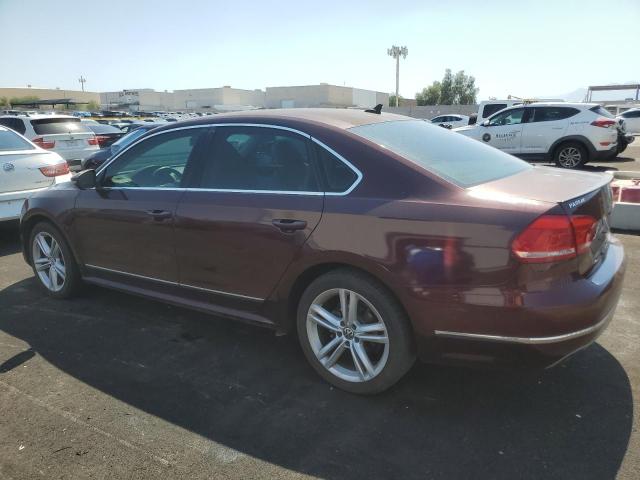 Sedans VOLKSWAGEN PASSAT 2012 Maroon