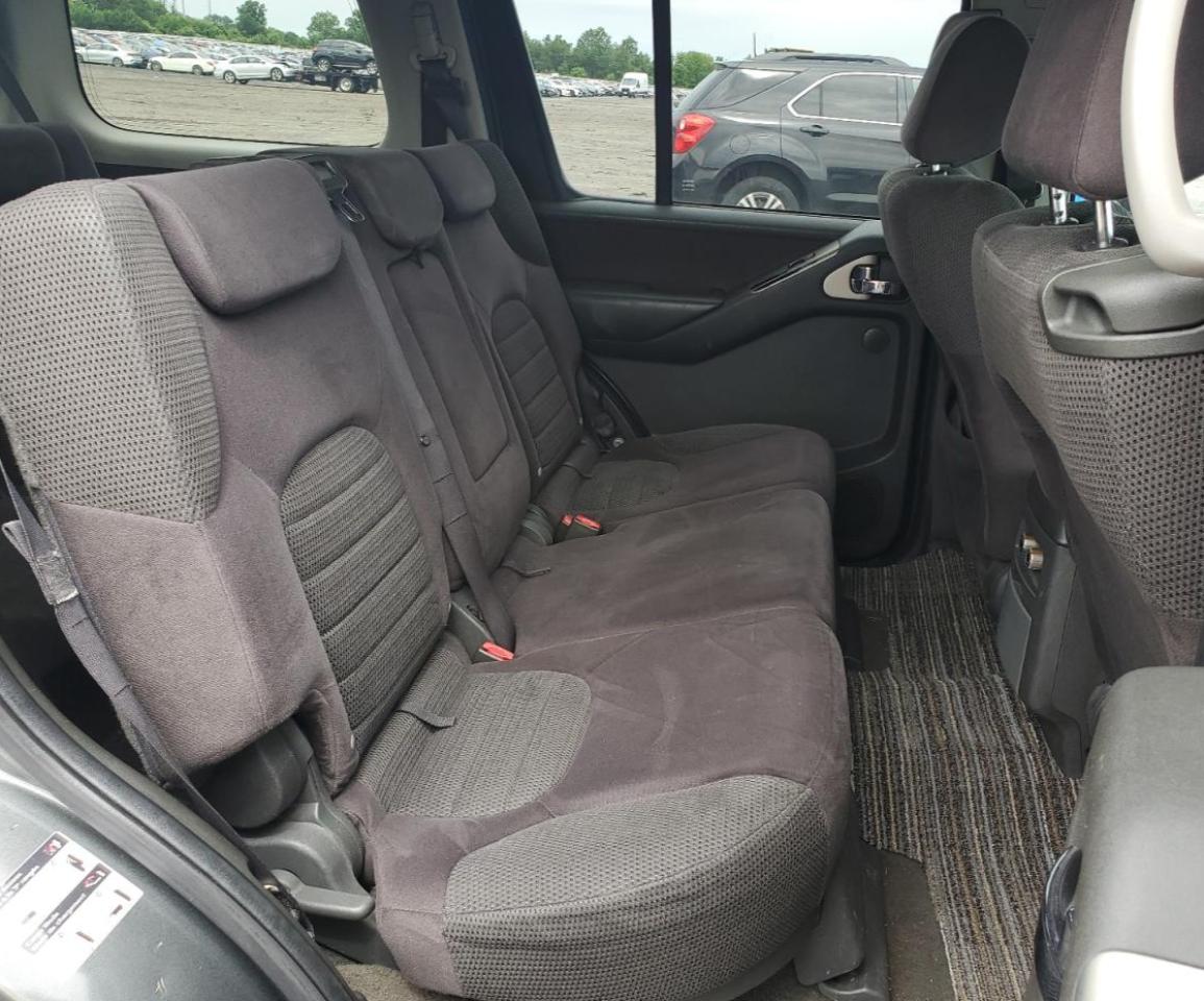 5N1AR18W06C627003 2006 Nissan Pathfinder Le